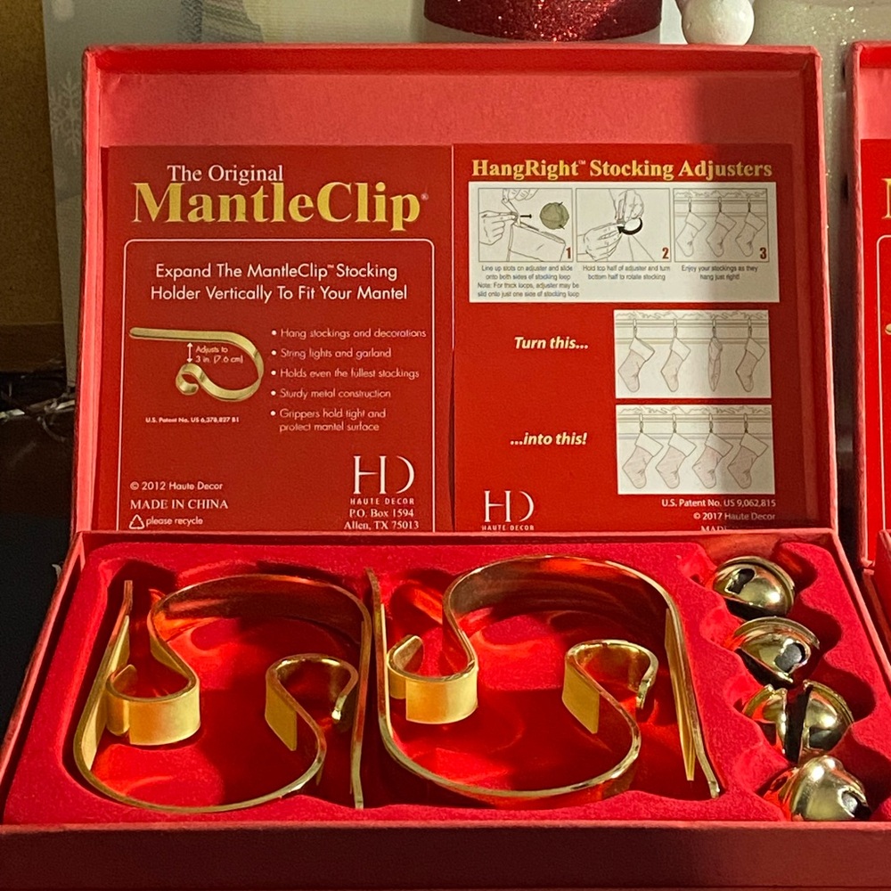 The Original Mantle Clip. 2 sets of 2 4 total. Pre owned Christmas Stocking